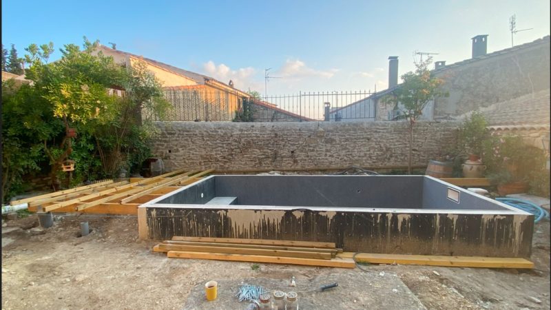 Construction d'une piscine (Calvisson)